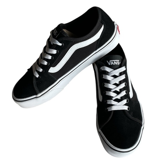 Vans Other - Vans Black and White Suede Canvas Lace-Up Sneakers, Men’s 7 Women’s 8.5